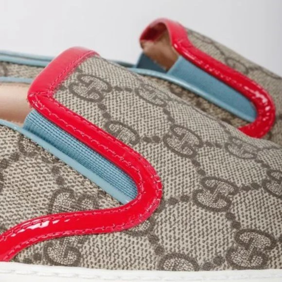 Gucci Beige GG Canvas Slip On Sneaker - Picture 7 of 11